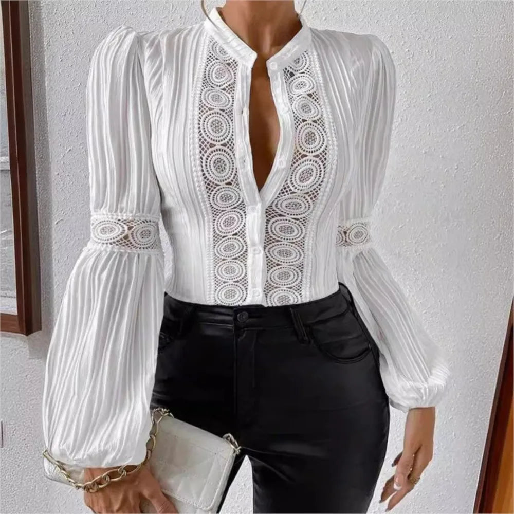 Blusa Elegante com Renda e Manga Bufante