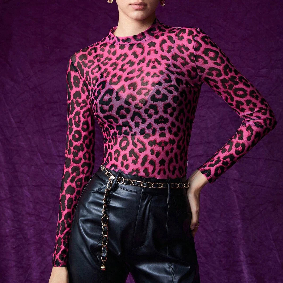 Blusa em estampa leopardo