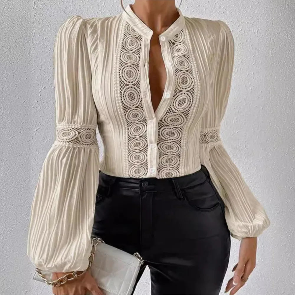 Blusa Elegante com Renda e Manga Bufante